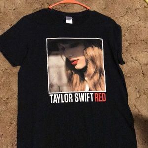 taylor swift tour shirt